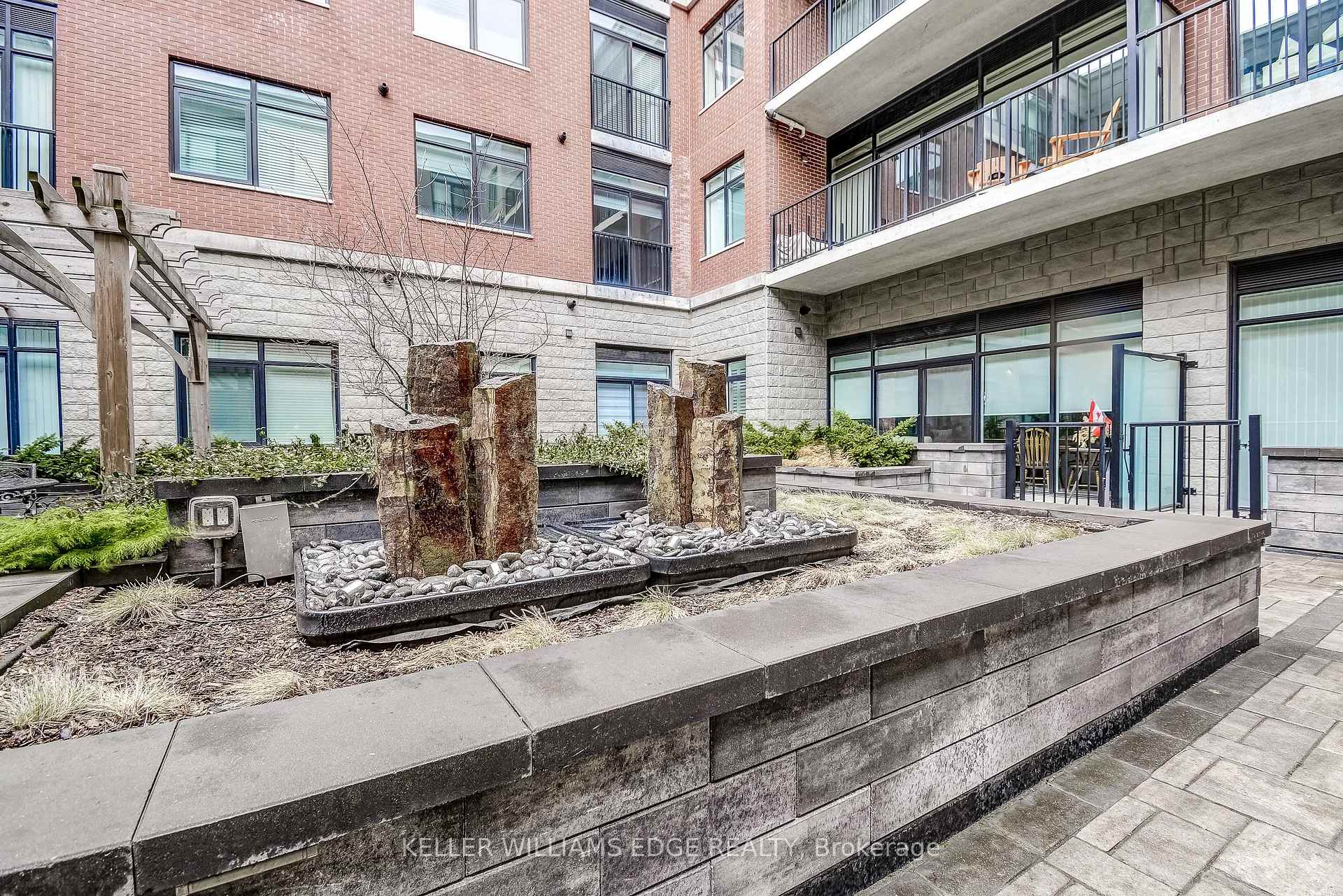 Photo 17 of Unit 424, 1 Redfern Avenue, Hamilton, Mountview — HOMEH