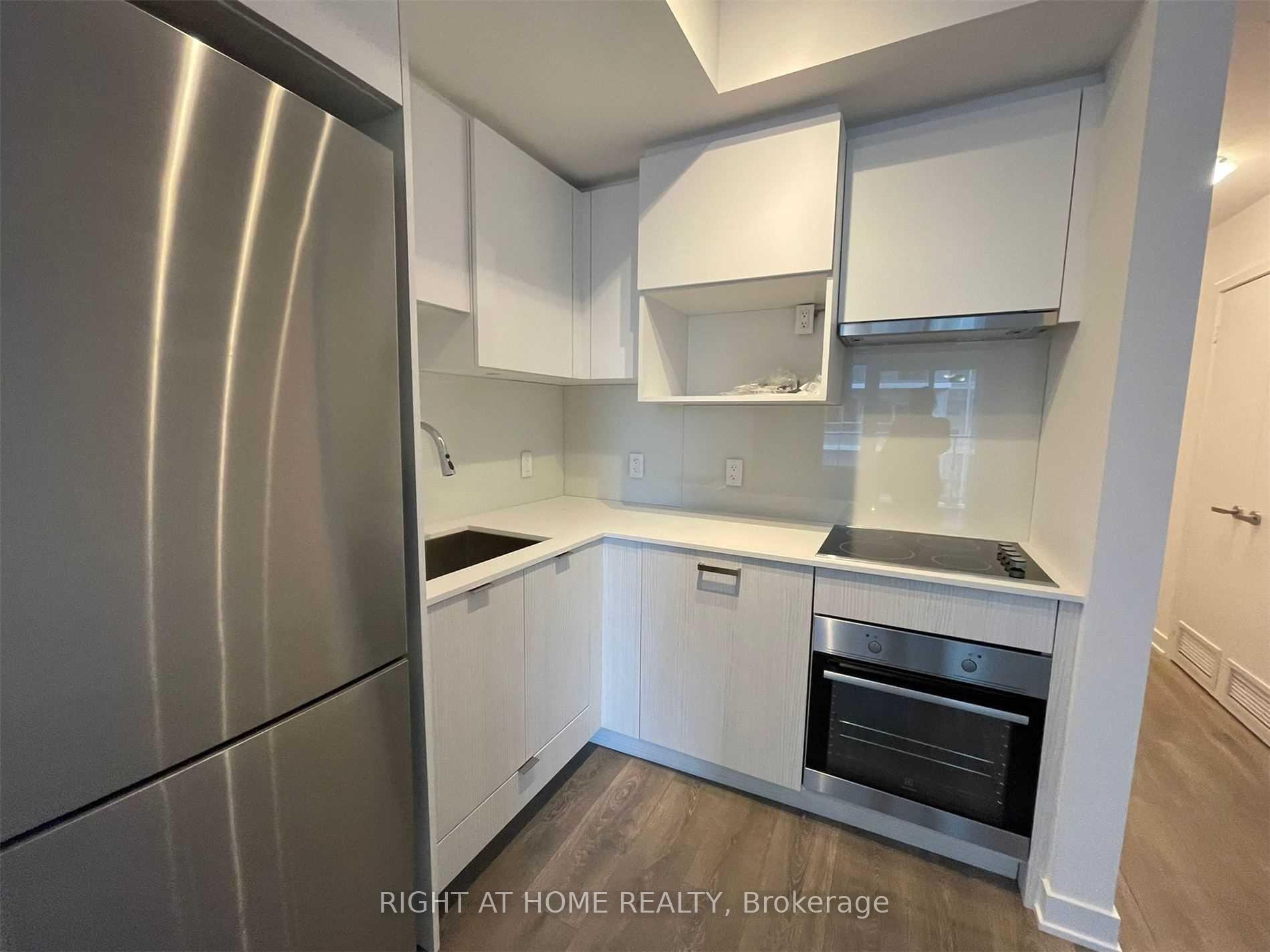 Photo 2 of Unit 2914, 195 Redpath Avenue, Toronto, Mount Pleasant West — HOMEH