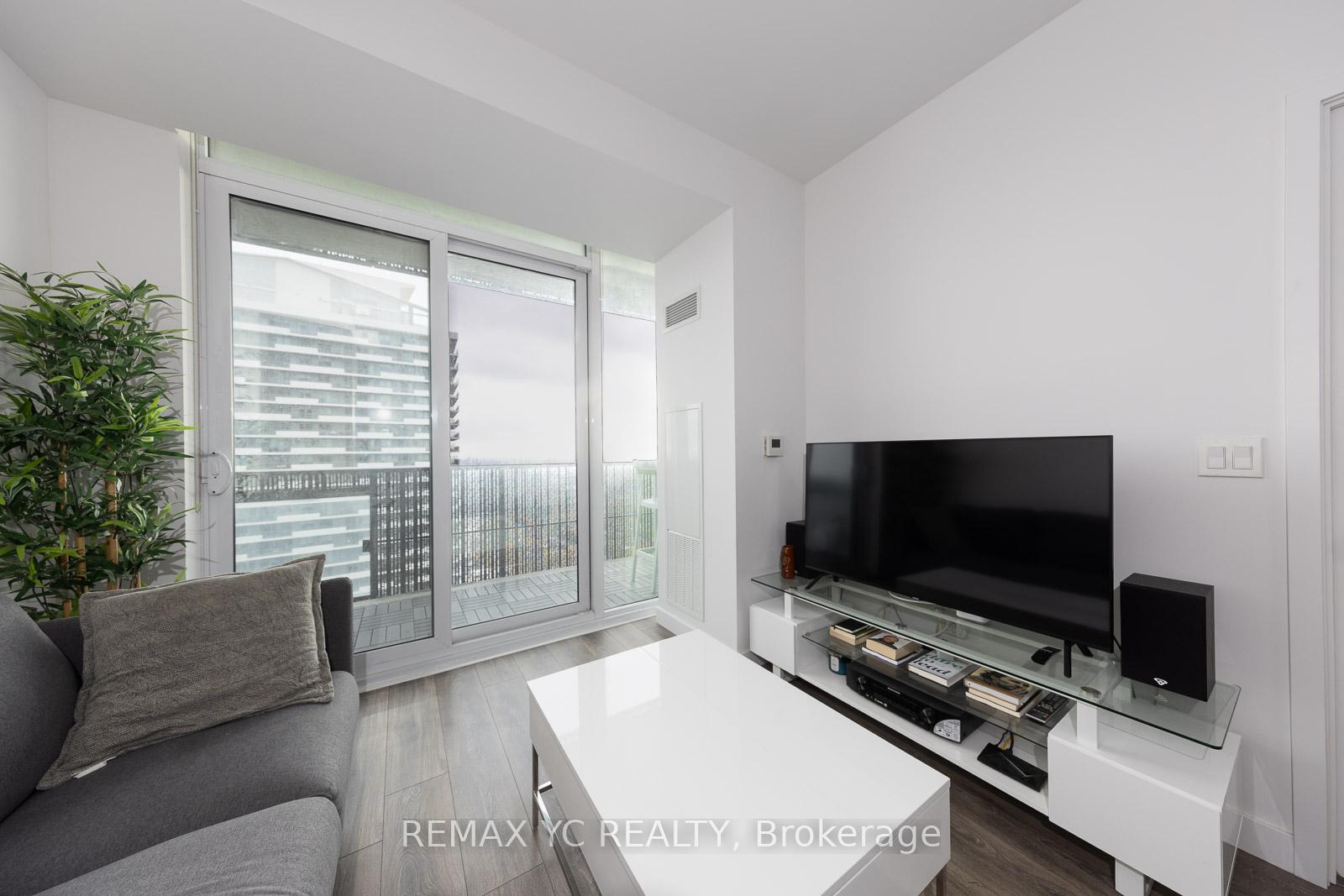Photo 13 of Unit 4801, 8 Eglinton Avenue E, Toronto, Mount Pleasant West — HOMEH