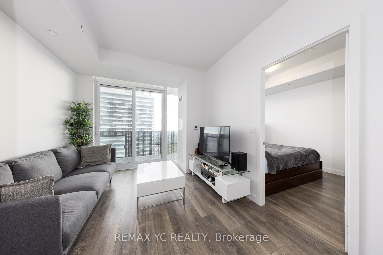 Photo 7 of Unit 4801, 8 Eglinton Avenue E, Toronto, Mount Pleasant West — HOMEH