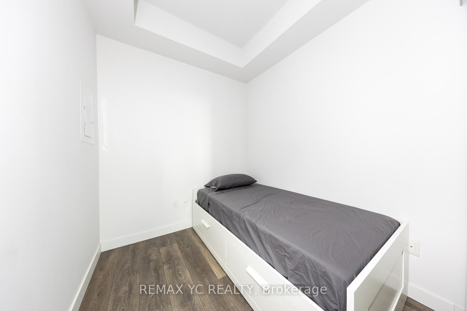 Photo 11 of Unit 4801, 8 Eglinton Avenue E, Toronto, Mount Pleasant West — HOMEH