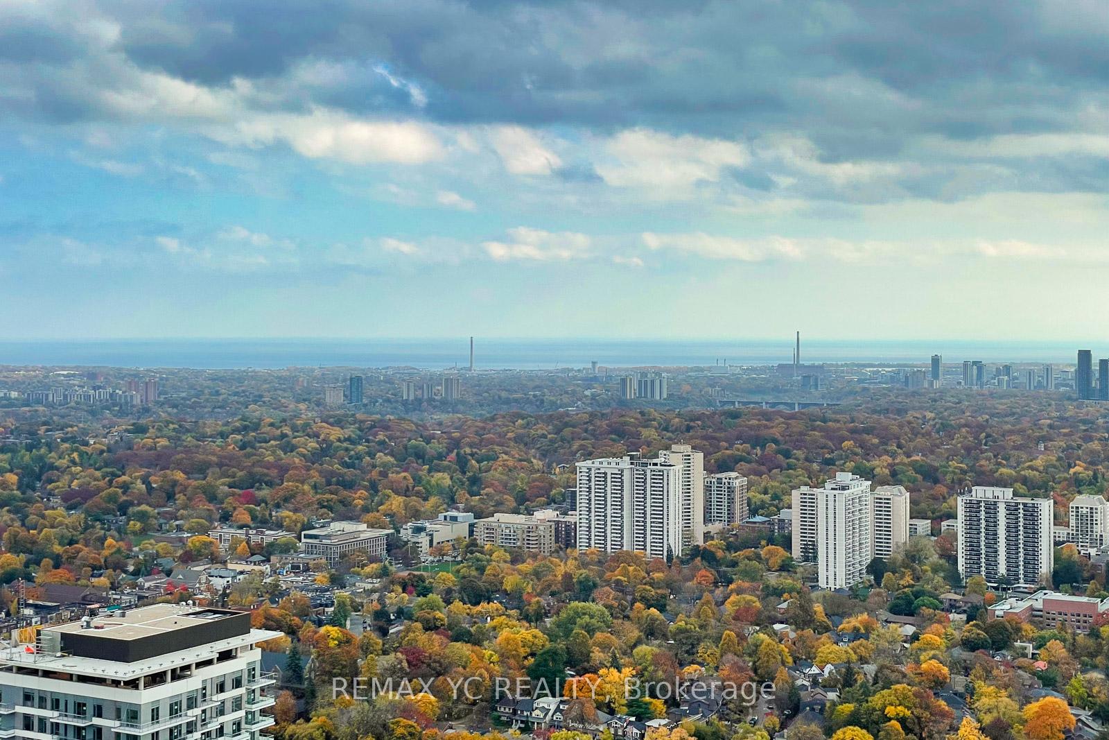 Photo 12 of Unit 4801, 8 Eglinton Avenue E, Toronto, Mount Pleasant West — HOMEH