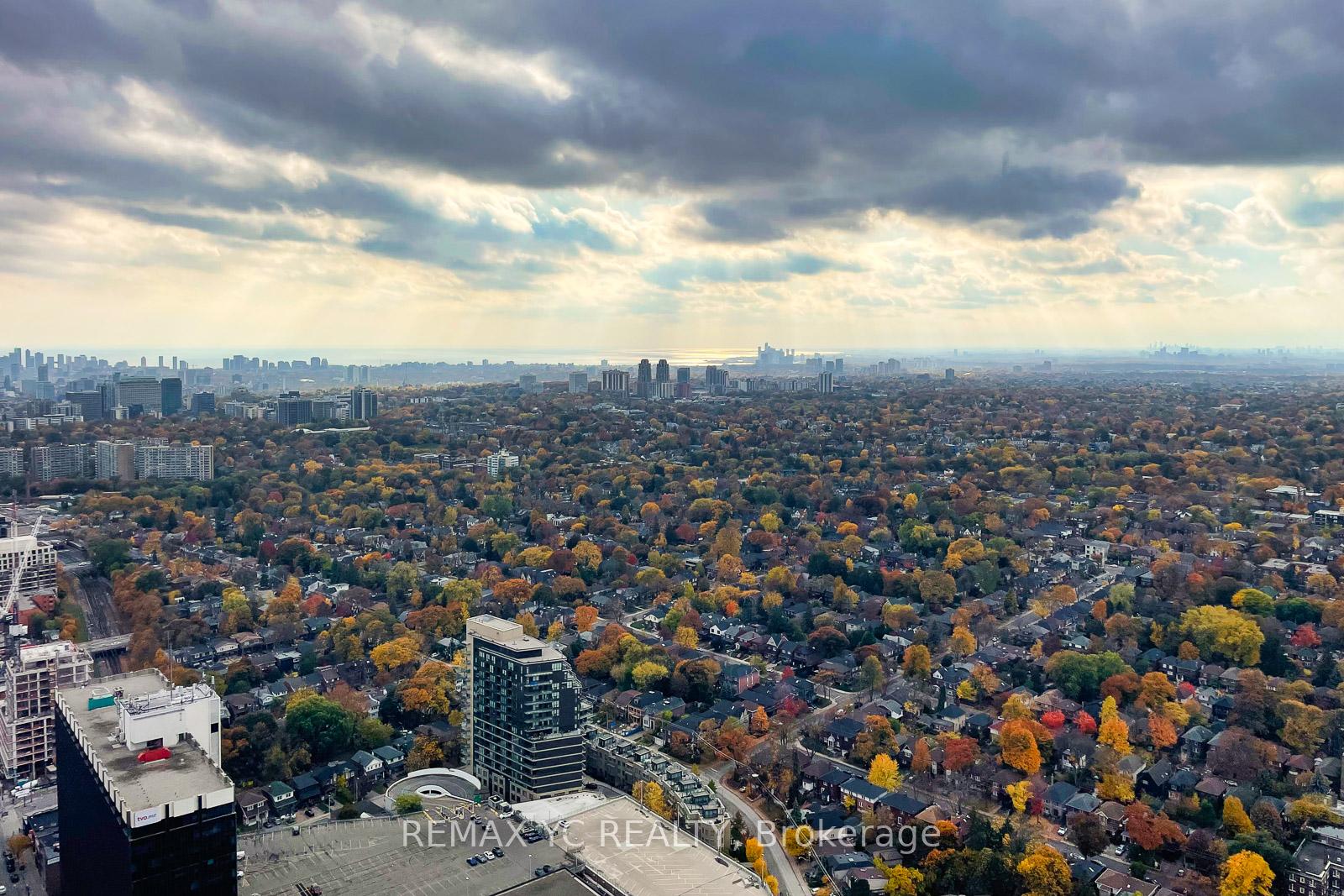 Photo 21 of Unit 4801, 8 Eglinton Avenue E, Toronto, Mount Pleasant West — HOMEH