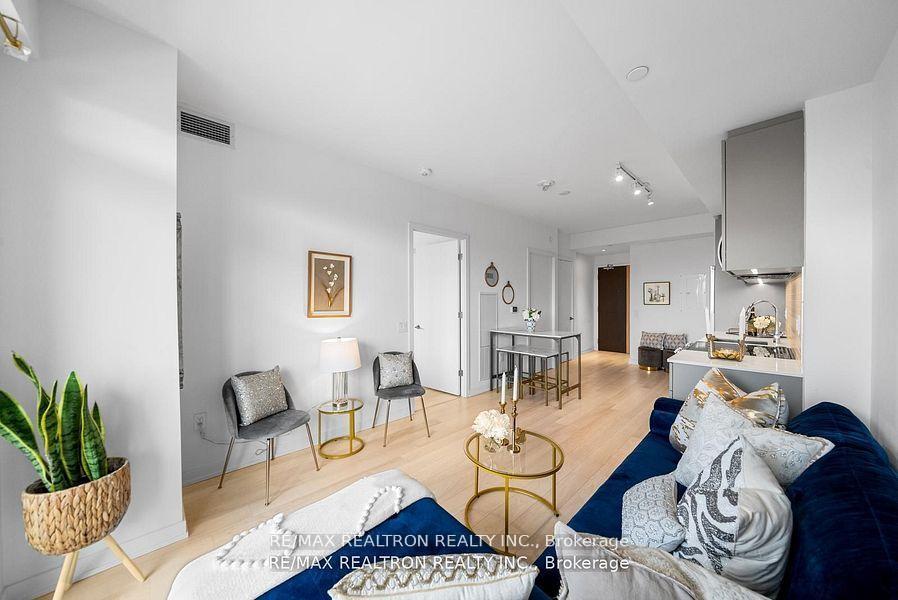 Photo 11 of Unit 1810, 48 Power Street, Toronto, Moss Park — HOMEH