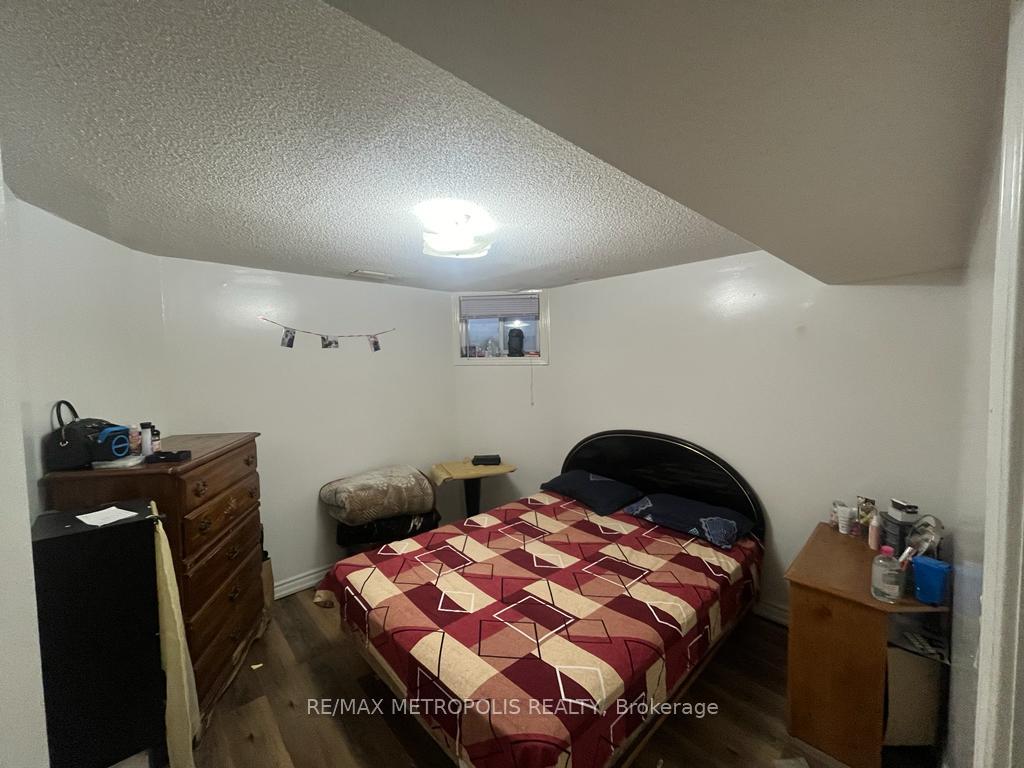 Photo 5 of Unit Bsmt1, 2 Mayflower Drive, Markham, Milliken Mills East — HOMEH