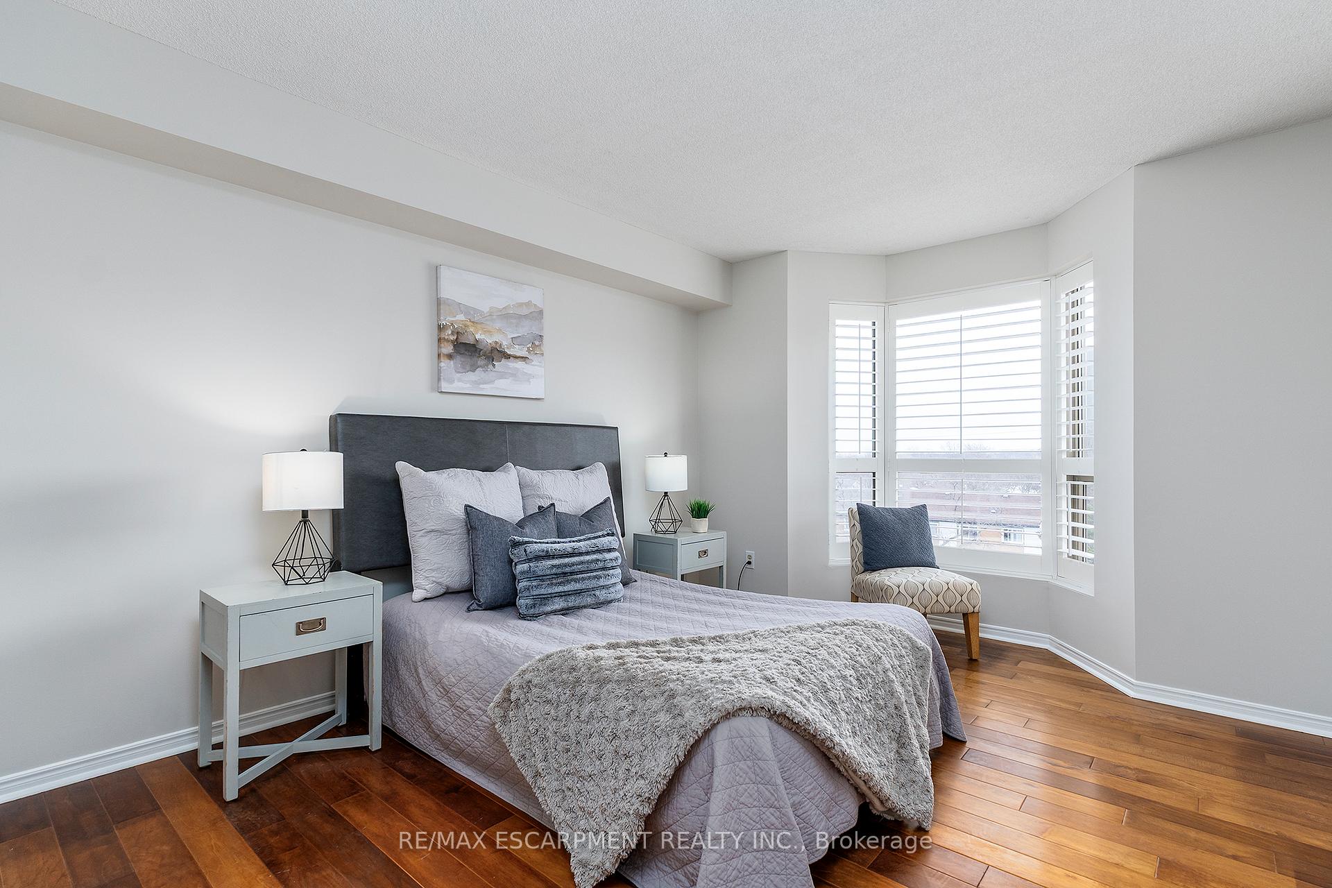 Photo 9 of Unit 404, 240 Quigley Road, Hamilton, Vincent — HOMEH