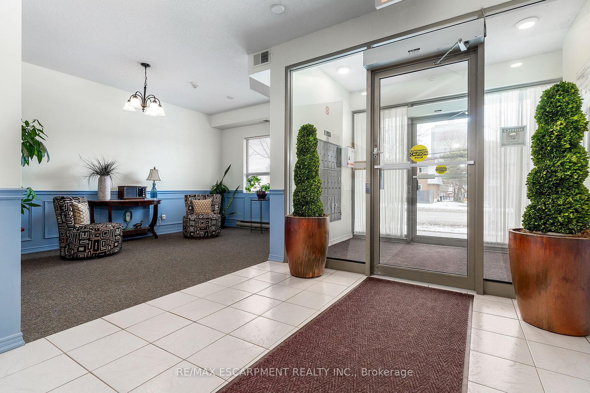 Photo 11 of Unit 404, 240 Quigley Road, Hamilton, Vincent — HOMEH