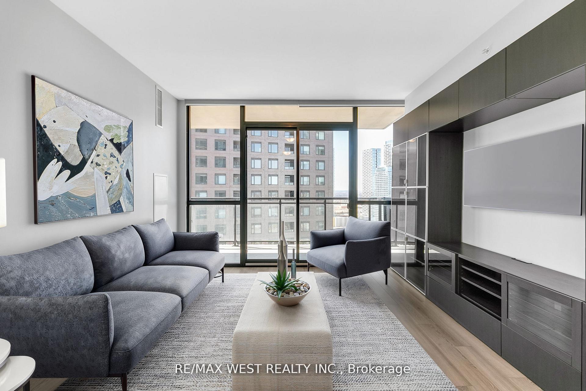Photo 1 of Unit 2605, 2910 Highway 7 W, Vaughan, Concord — HOMEH
