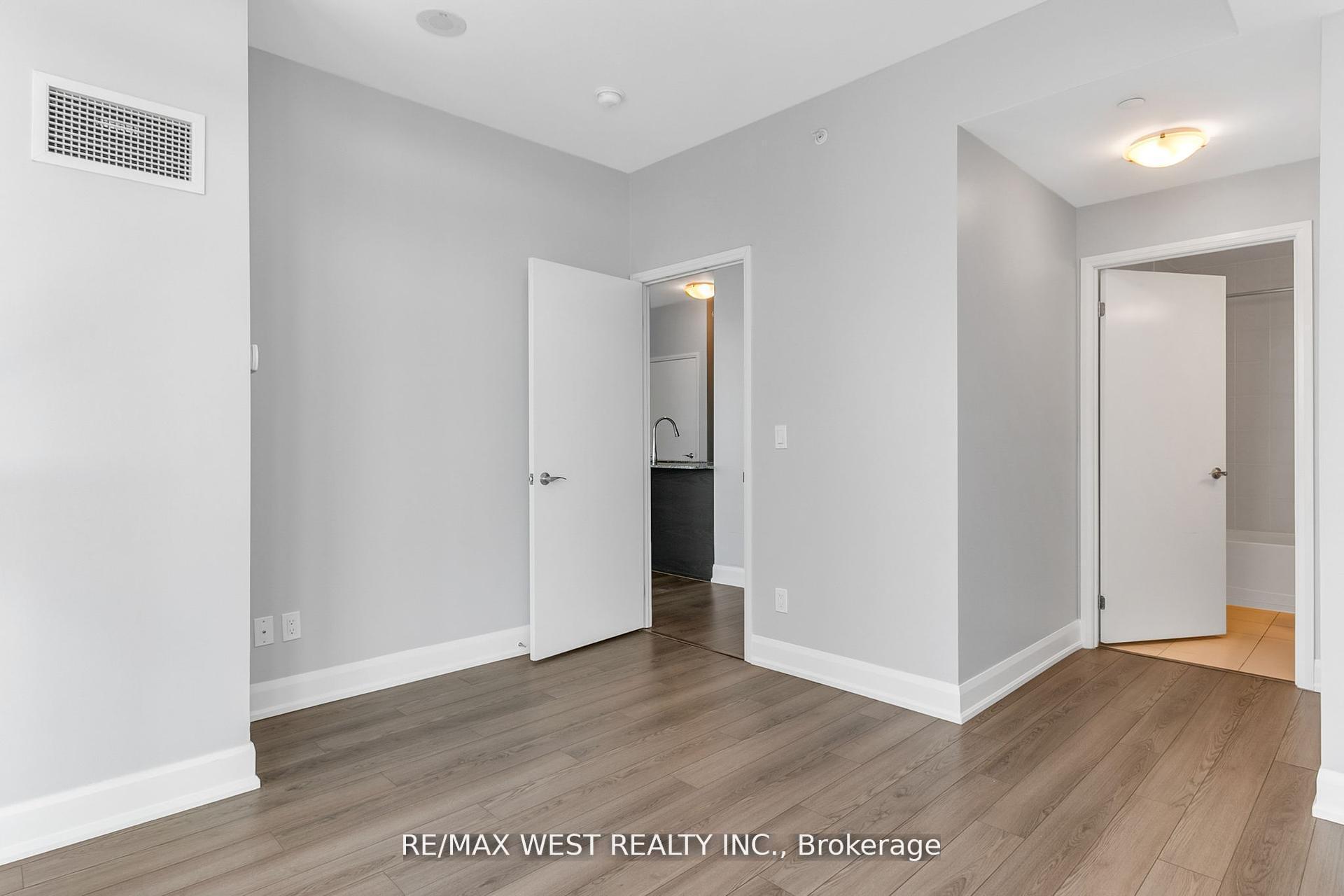Photo 37 of Unit 2605, 2910 Highway 7 W, Vaughan, Concord — HOMEH
