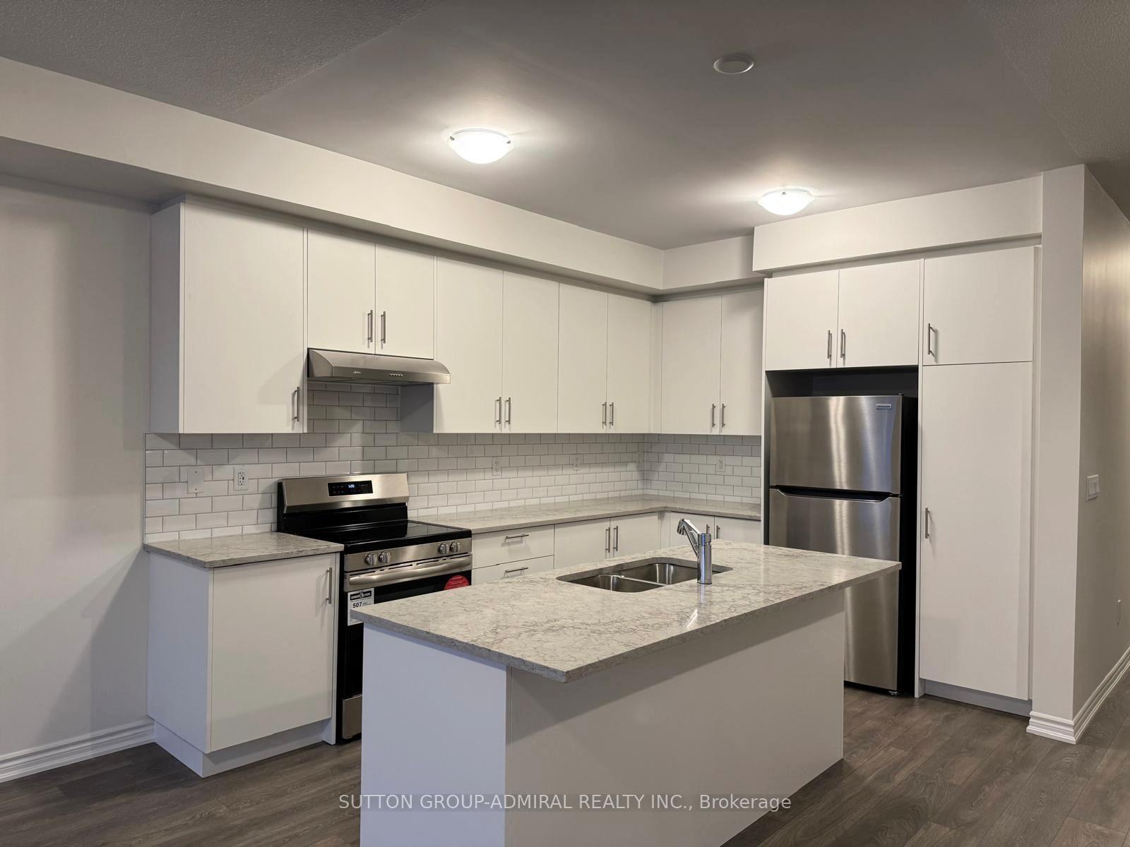 Photo 5 of 138 Greer Street, Barrie, Rural Barrie Southeast — HOMEH