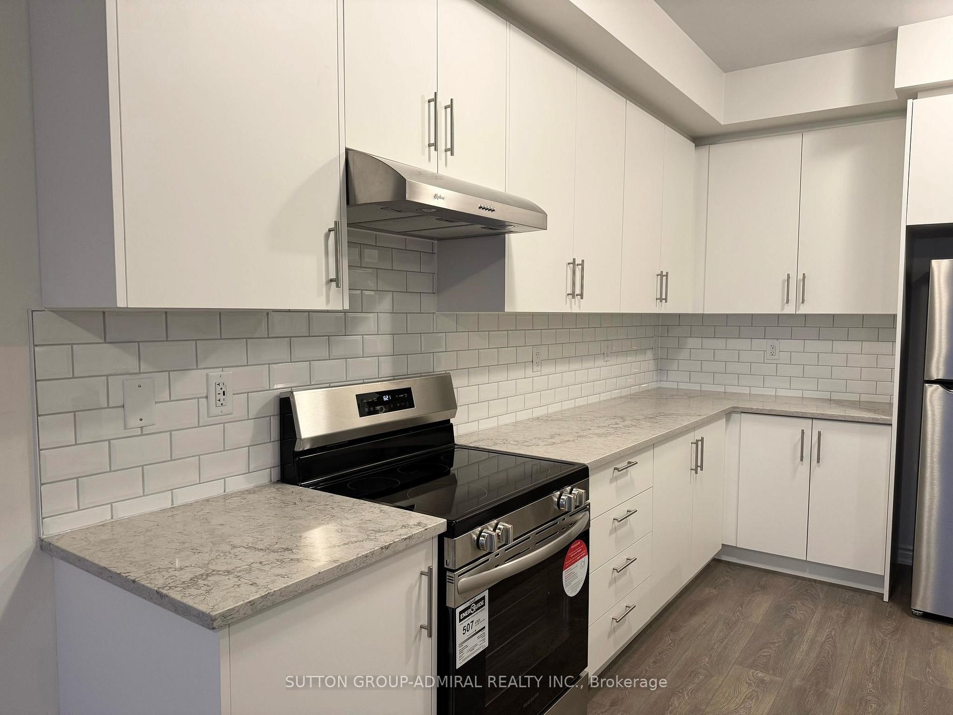 Photo 6 of 138 Greer Street, Barrie, Rural Barrie Southeast — HOMEH