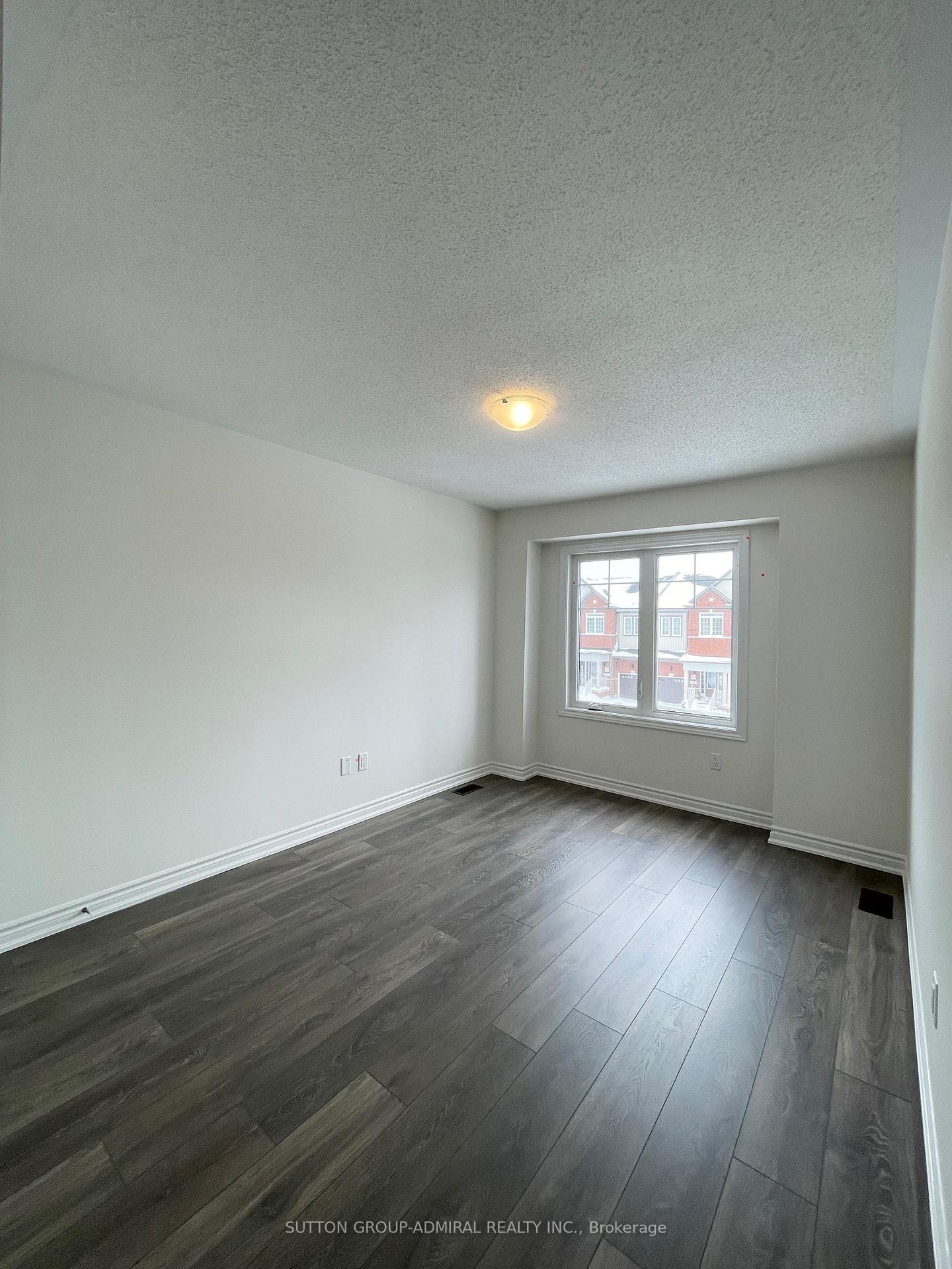 Photo 19 of 138 Greer Street, Barrie, Rural Barrie Southeast — HOMEH