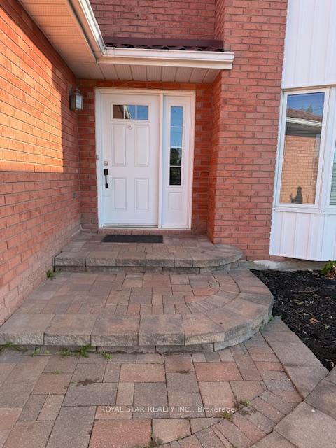 Photo 4 of Unit Main & Second Floor, 480 Grove Street, Barrie, 400 East — HOMEH