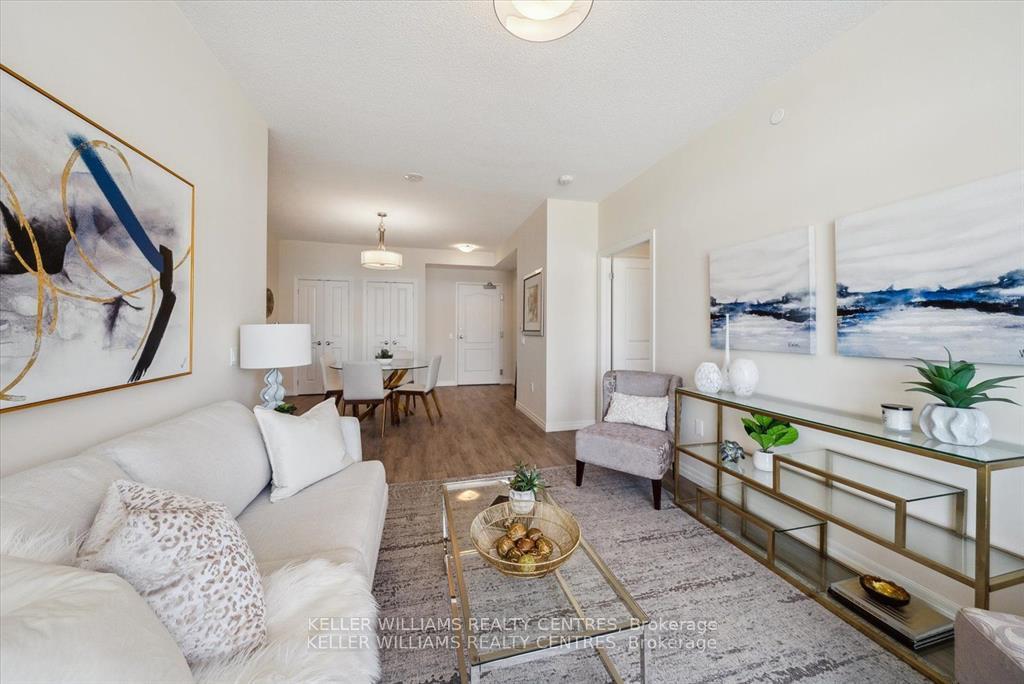 Photo 5 of Unit 302, 460 William Graham Drive, Aurora, Rural Aurora — HOMEH