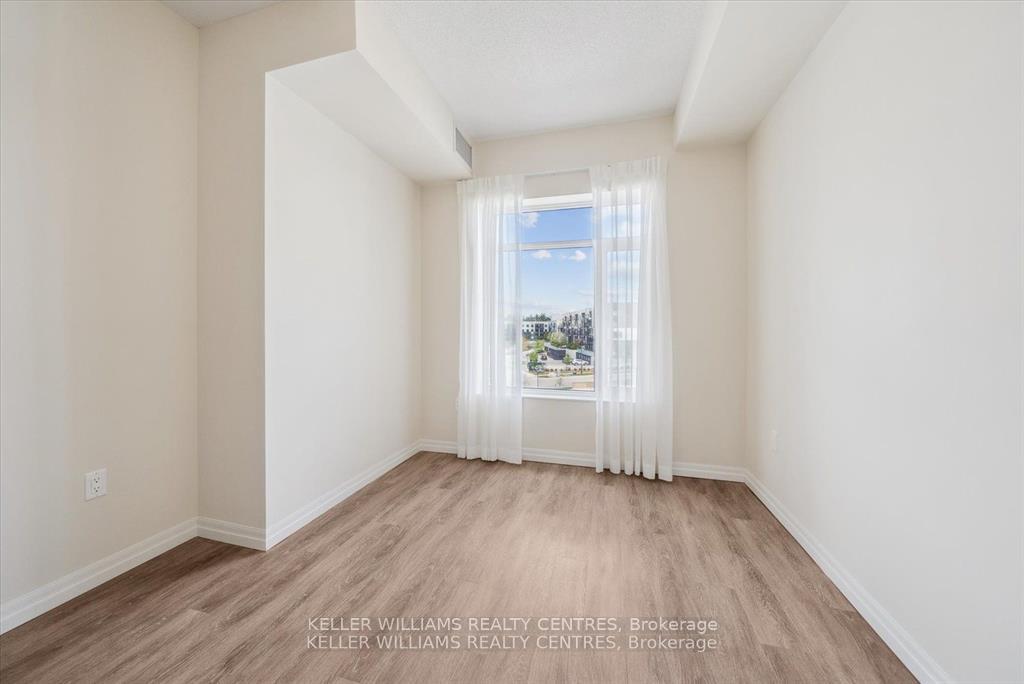 Photo 7 of Unit 302, 460 William Graham Drive, Aurora, Rural Aurora — HOMEH