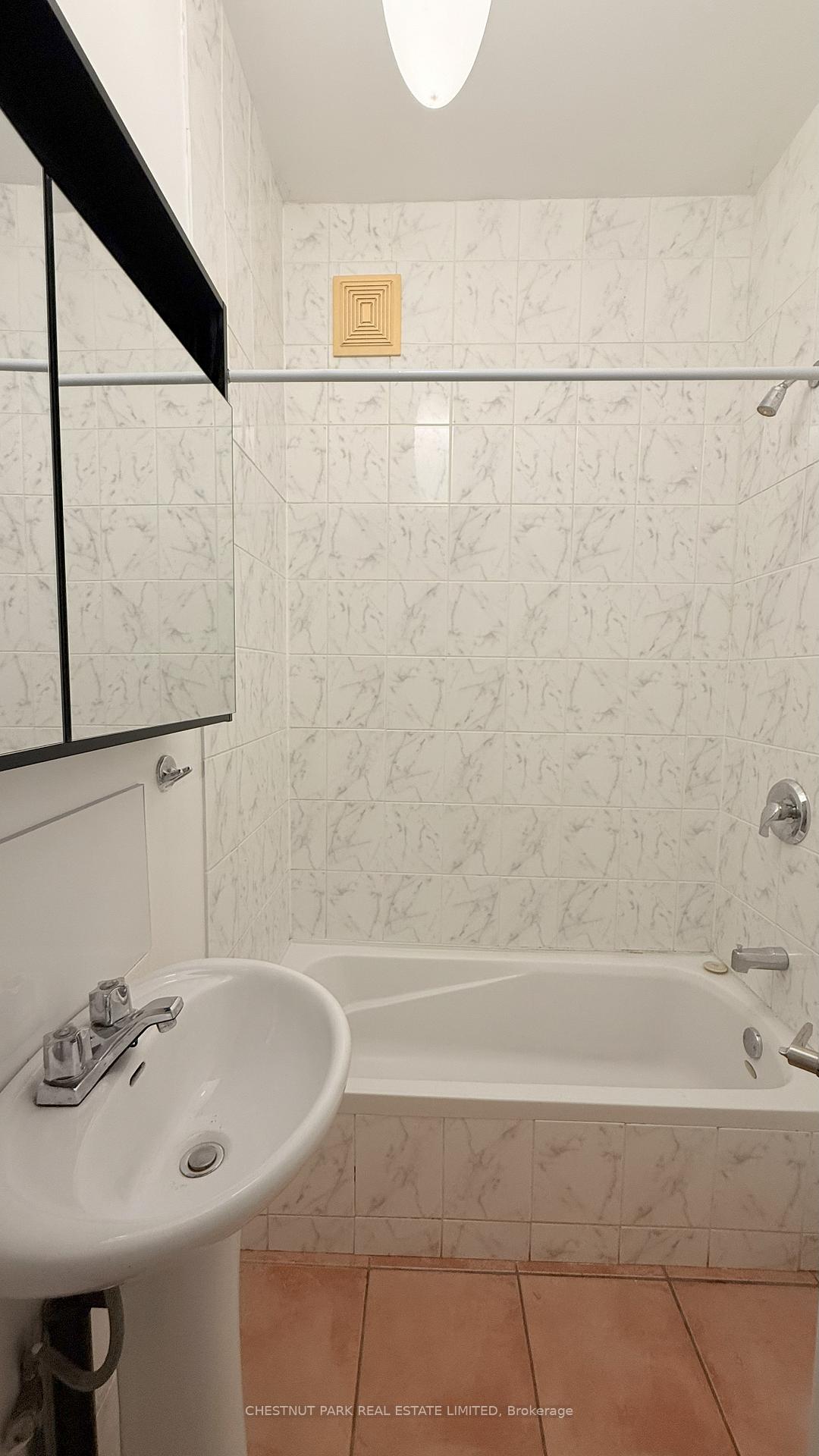 Photo 8 of Unit 1, 124 McGill Street, Toronto, Church-Yonge Corridor — HOMEH