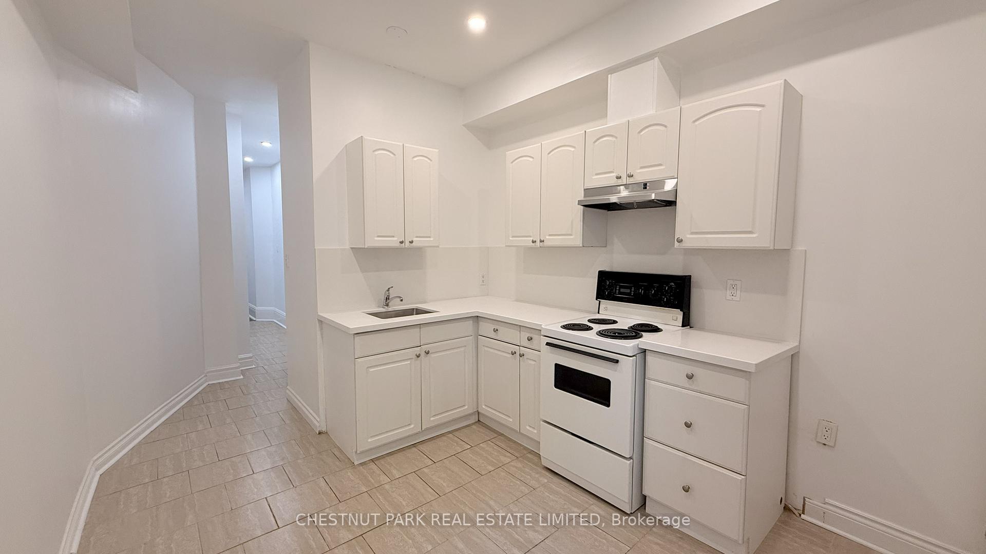 Photo 6 of Unit 1, 124 McGill Street, Toronto, Church-Yonge Corridor — HOMEH