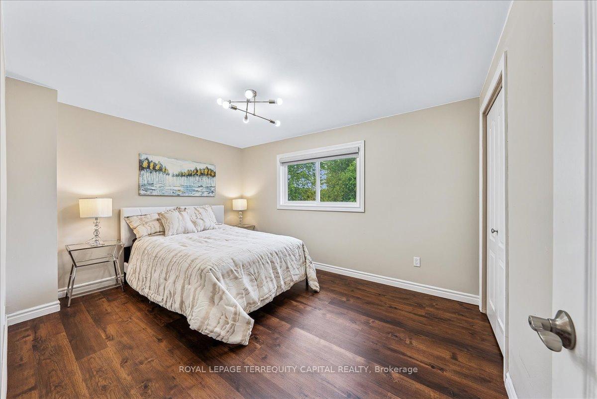 Photo 21 of 4 Downey Drive, Caledon, Bolton East — HOMEH