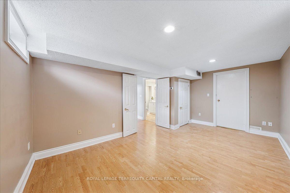 Photo 25 of 4 Downey Drive, Caledon, Bolton East — HOMEH