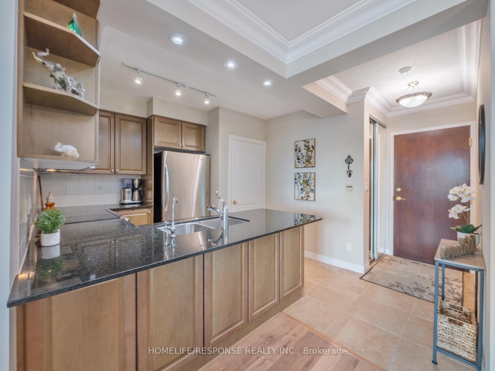 Photo 24 of Unit 701, 88 Promenade Circle, Vaughan, Brownridge — HOMEH