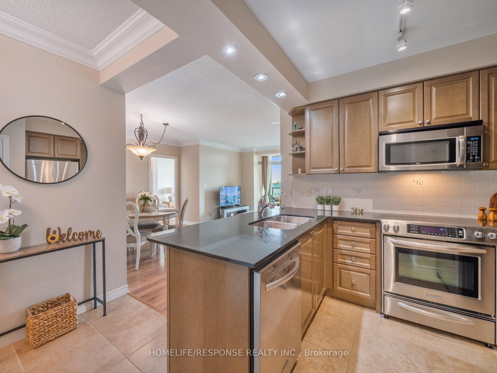 Photo 18 of Unit 701, 88 Promenade Circle, Vaughan, Brownridge — HOMEH