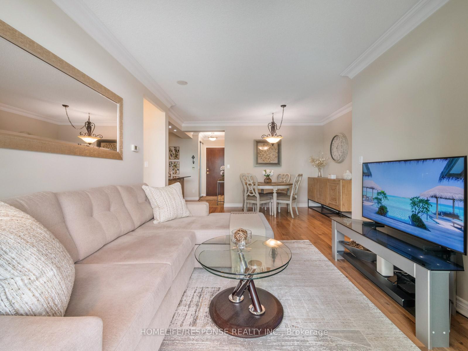 Photo 10 of Unit 701, 88 Promenade Circle, Vaughan, Brownridge — HOMEH