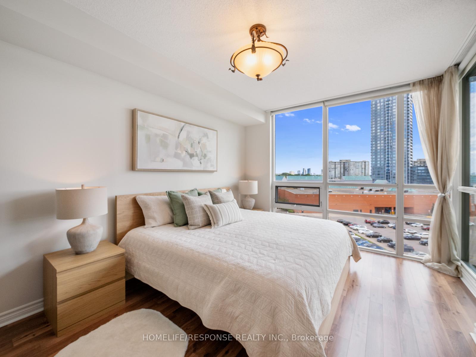 Photo 13 of Unit 701, 88 Promenade Circle, Vaughan, Brownridge — HOMEH