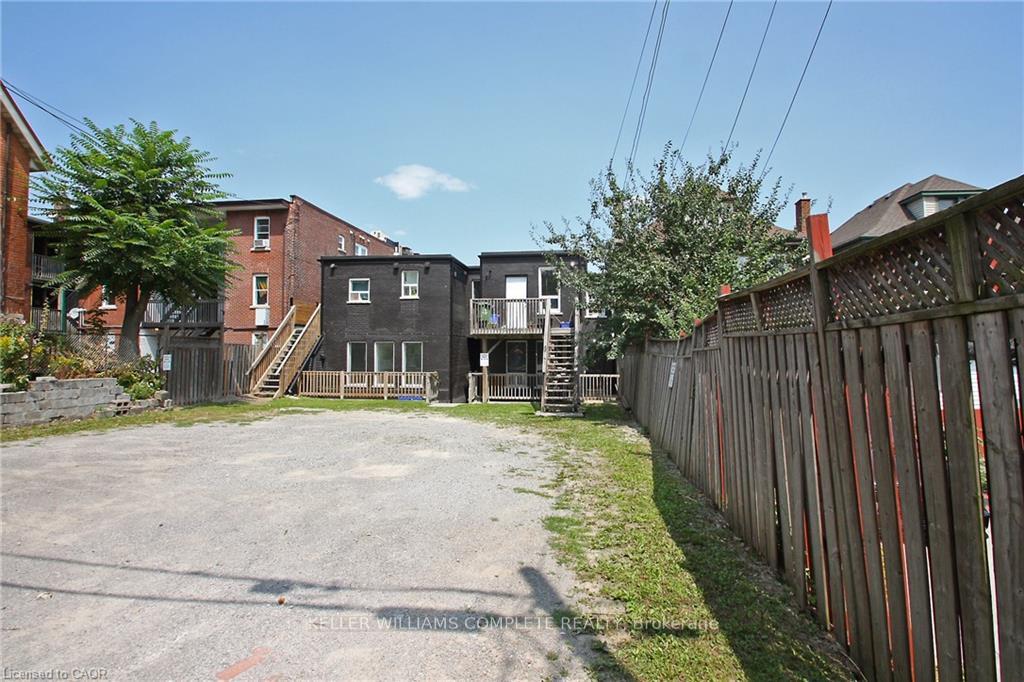 Photo 13 of Unit 4, 590 Main Street E, Hamilton, St. Clair — HOMEH