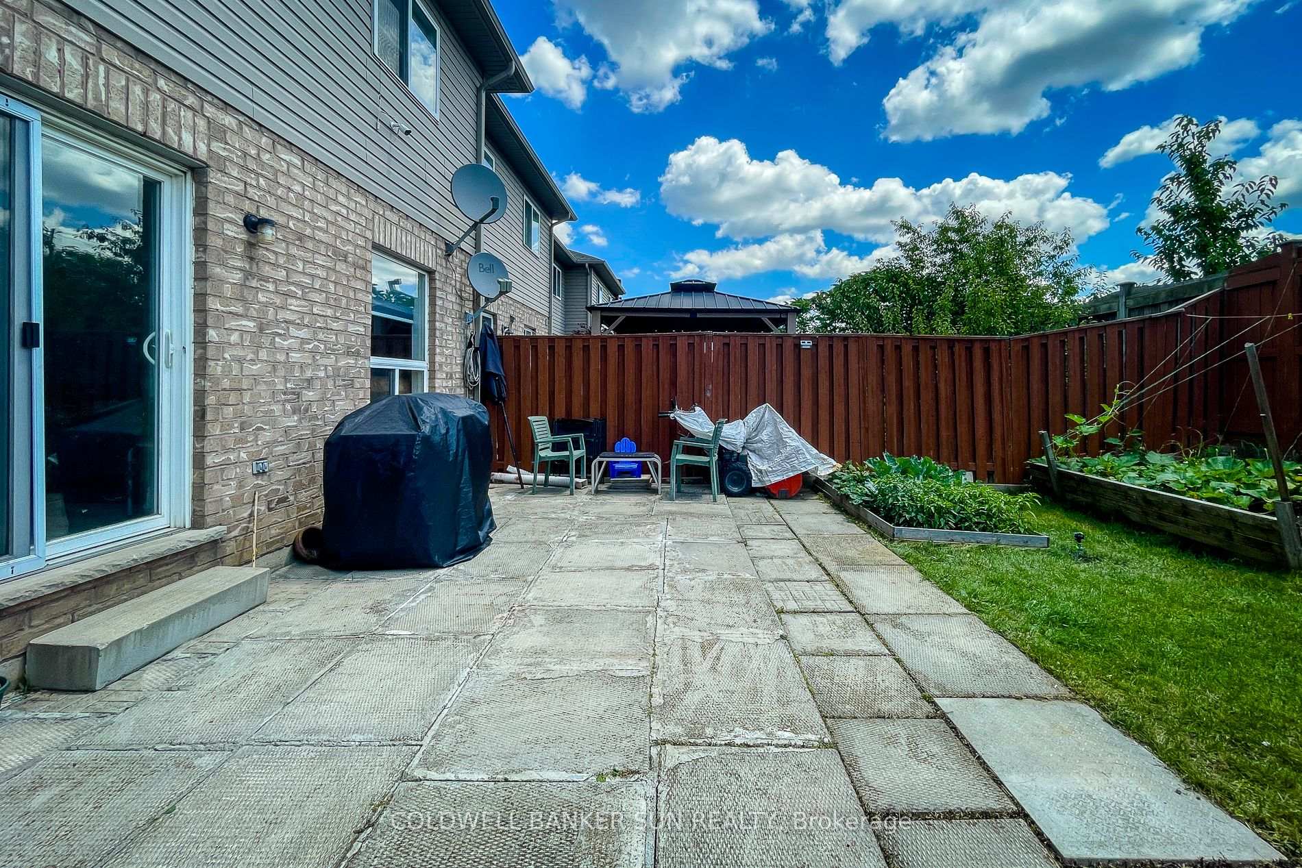Photo 33 of 112 Meadow Wood Crescent, Hamilton, Stoney Creek Mountain — HOMEH