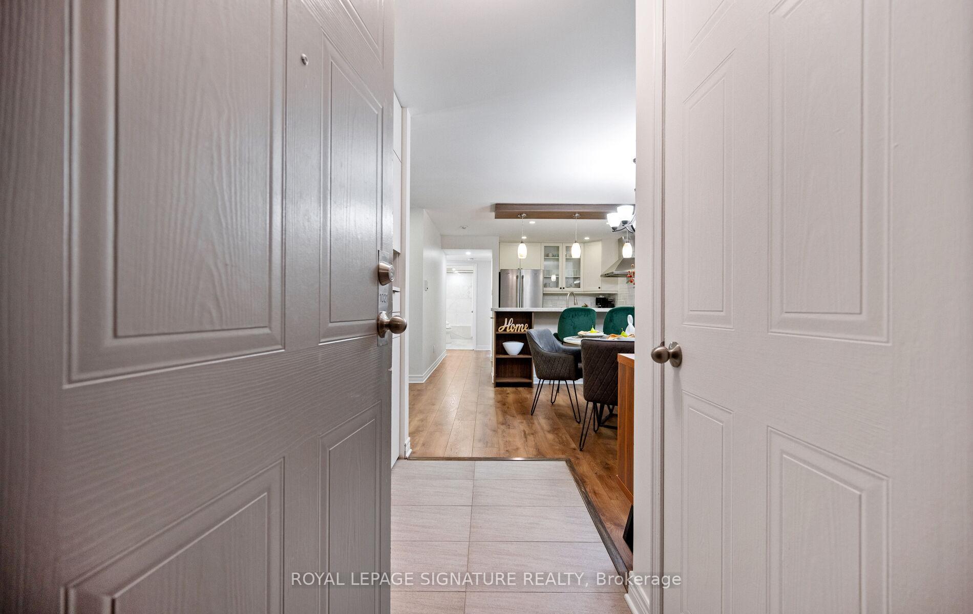Photo 2 of Unit 1021, 1504 Pilgrims Way, Oakville, Glen Abbey — HOMEH
