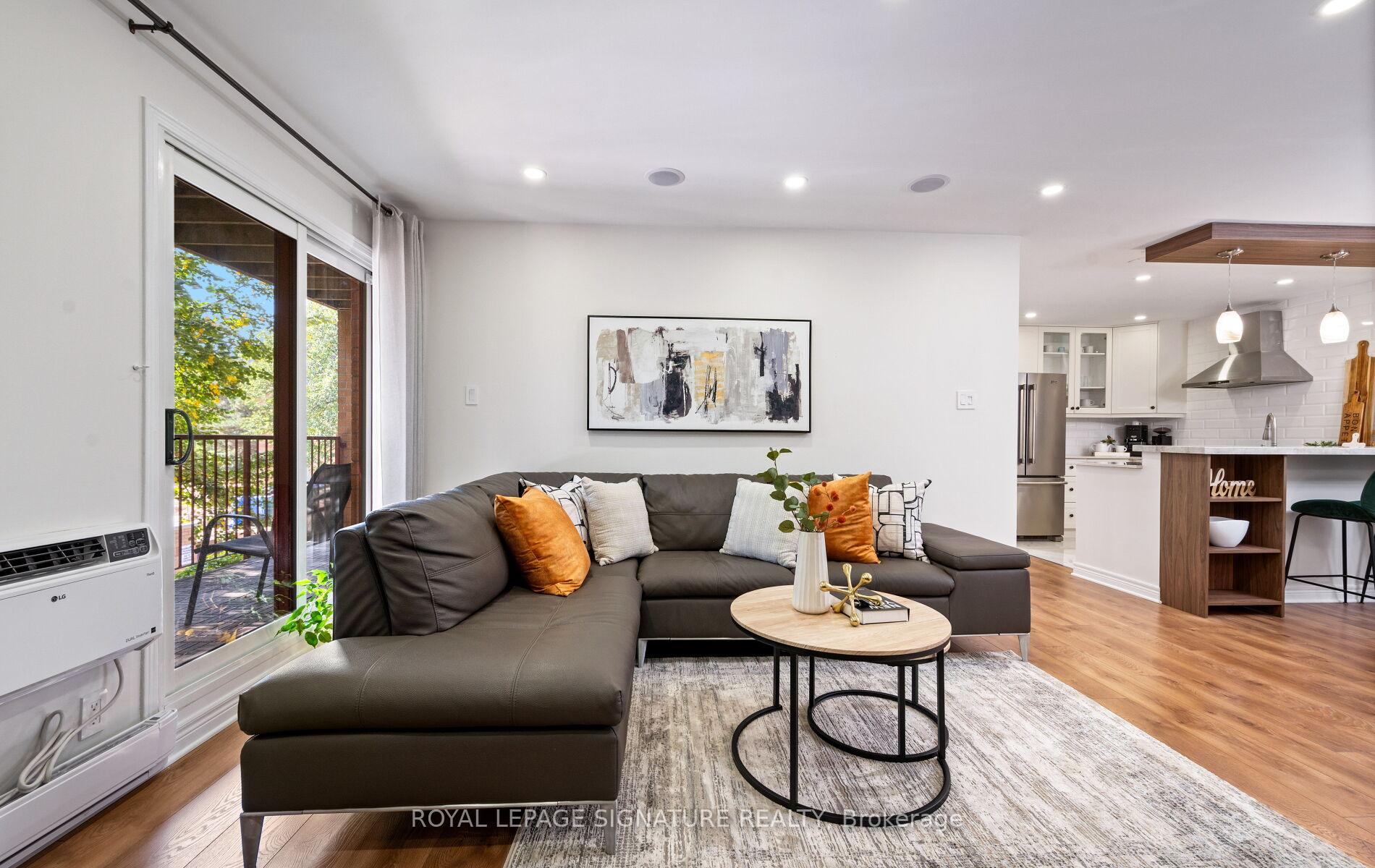 Photo 4 of Unit 1021, 1504 Pilgrims Way, Oakville, Glen Abbey — HOMEH
