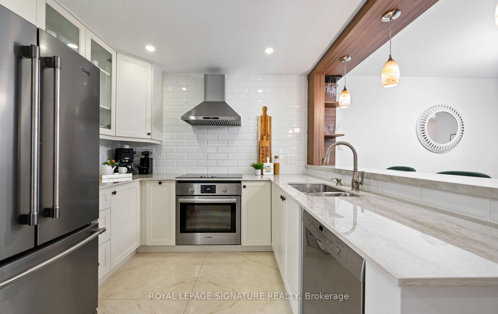 Photo 10 of Unit 1021, 1504 Pilgrims Way, Oakville, Glen Abbey — HOMEH