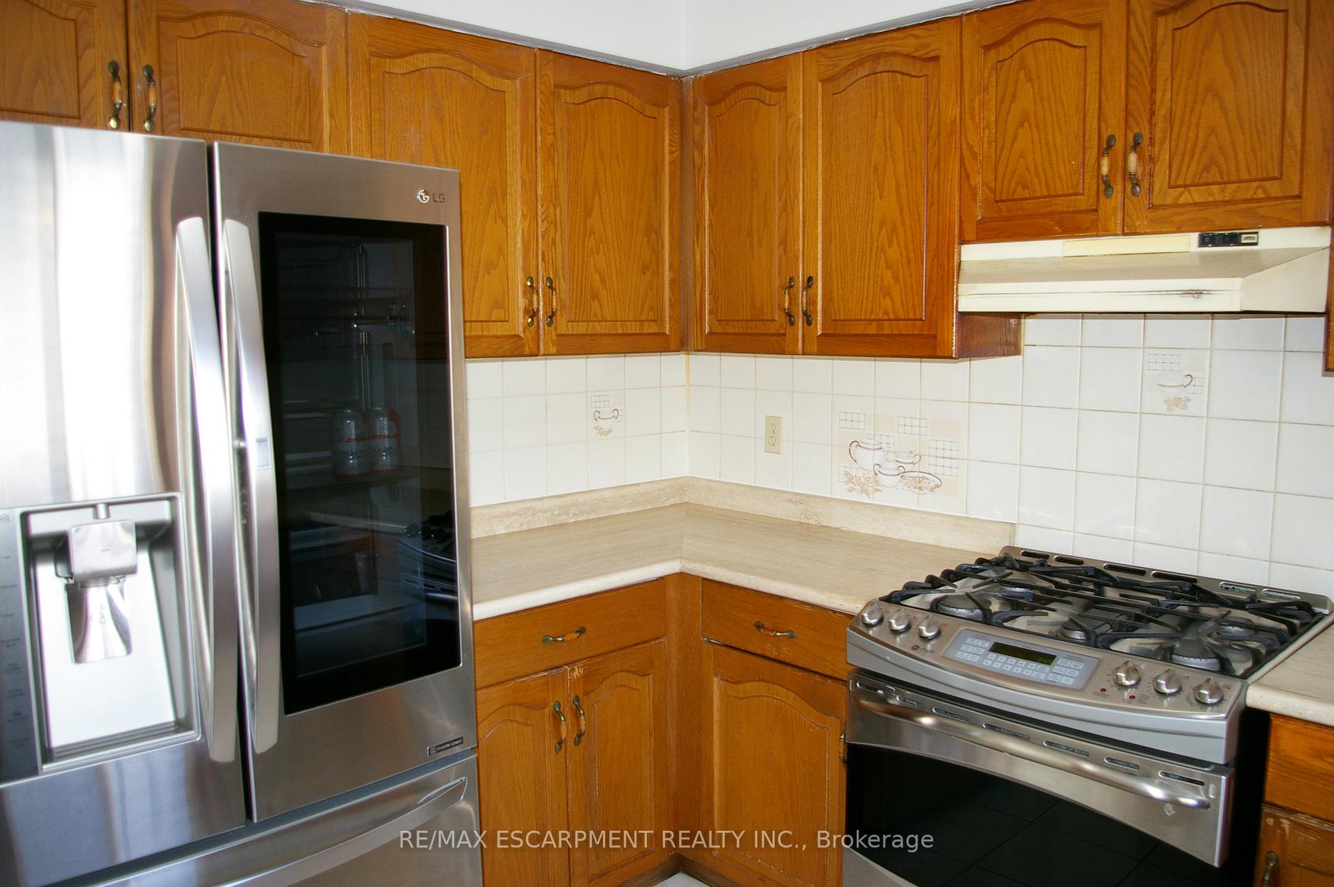 Photo 3 of 47 Republic Avenue, Hamilton, Barnstown — HOMEH