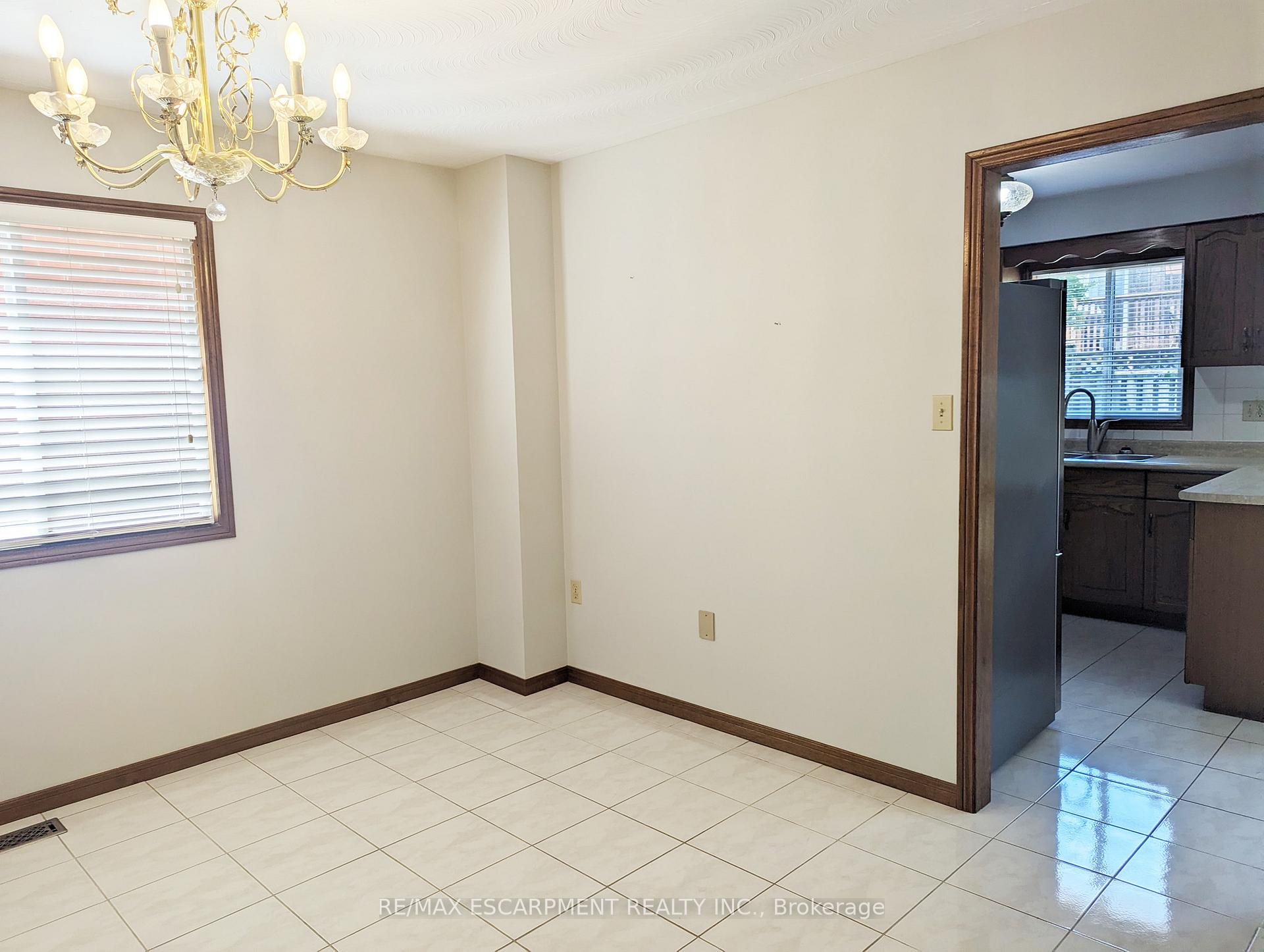 Photo 10 of 47 Republic Avenue, Hamilton, Barnstown — HOMEH