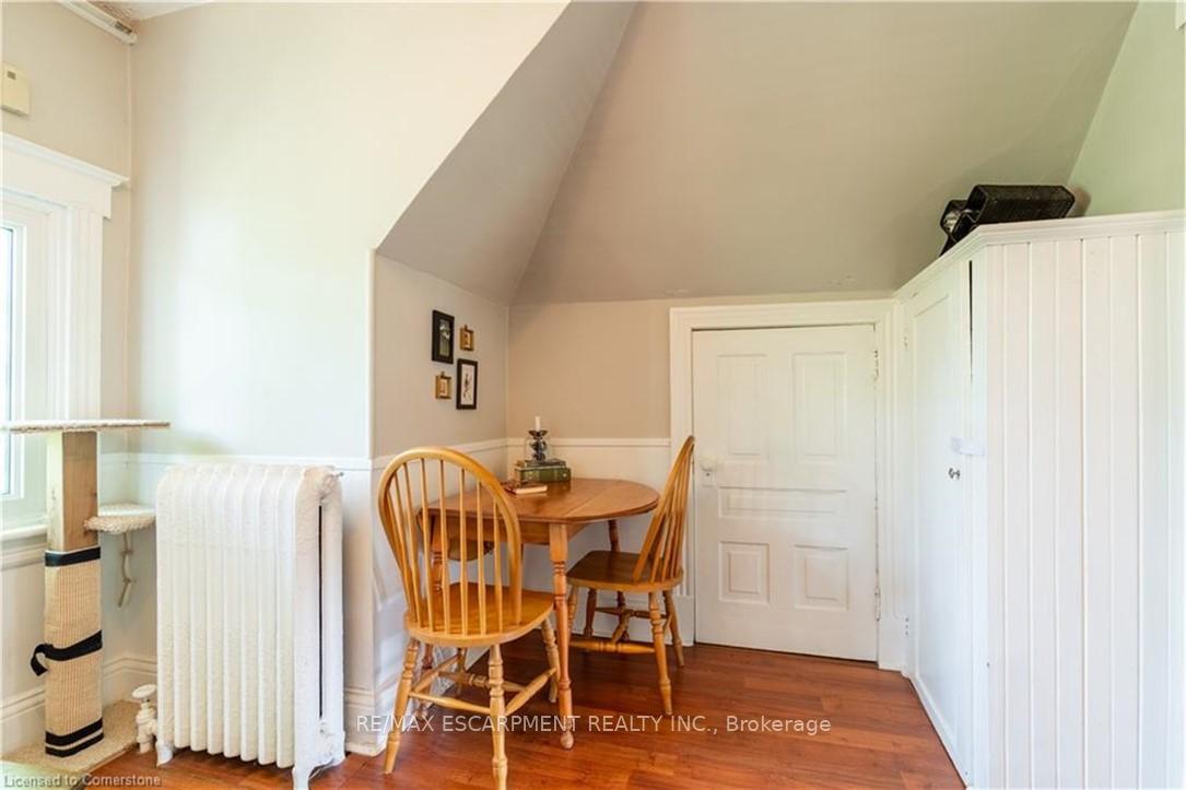 Photo 4 of Unit 3, 225 Queen Street S, Hamilton, Kirkendall — HOMEH