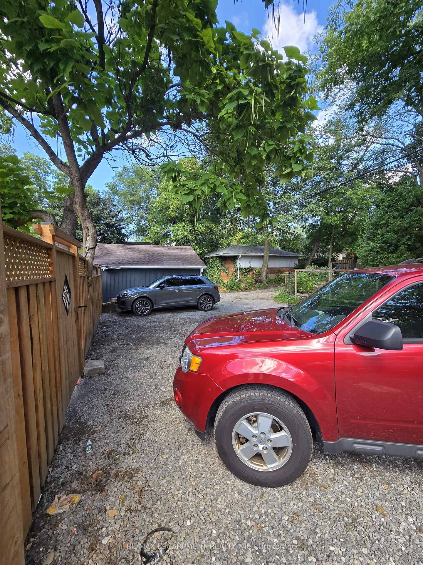 Photo 16 of Unit 3, 225 Queen Street S, Hamilton, Kirkendall — HOMEH
