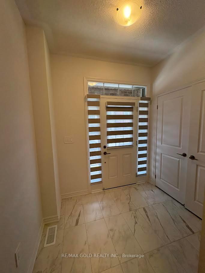 Photo 7 of 315 Bergamot Avenue, Milton, Ford — HOMEH