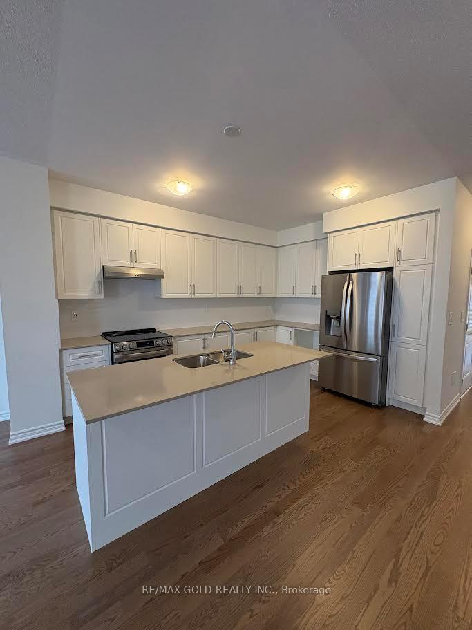 Photo 5 of 315 Bergamot Avenue, Milton, Ford — HOMEH
