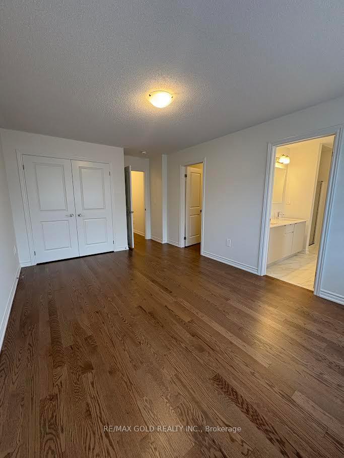 Photo 6 of 315 Bergamot Avenue, Milton, Ford — HOMEH