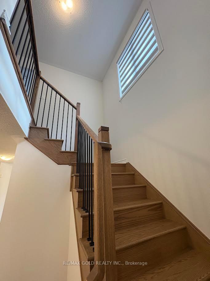 Photo 12 of 315 Bergamot Avenue, Milton, Ford — HOMEH