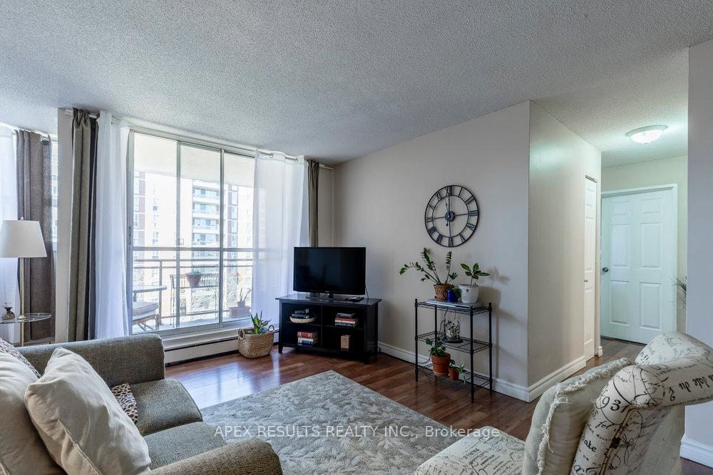 Photo 37 of Unit 405, 1950 Main Street, Hamilton, Ainslie Wood — HOMEH