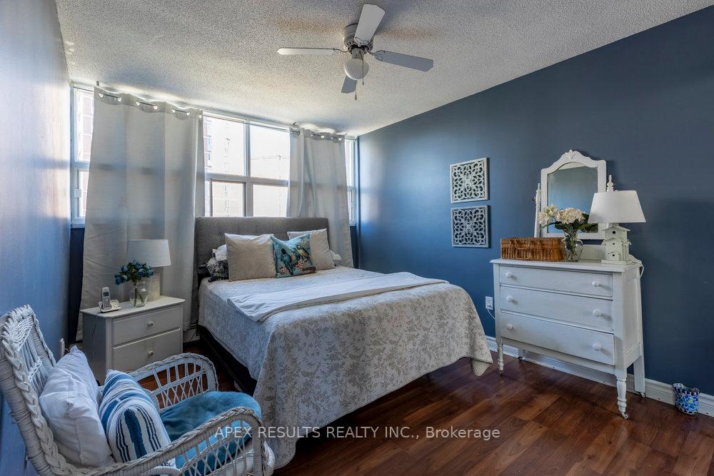 Photo 36 of Unit 405, 1950 Main Street, Hamilton, Ainslie Wood — HOMEH