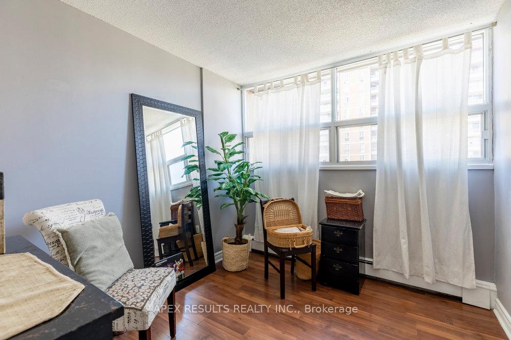 Photo 29 of Unit 405, 1950 Main Street, Hamilton, Ainslie Wood — HOMEH