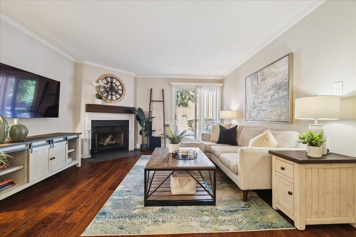 Photo 5 of Unit 1111, 1492 Pilgrims Way, Oakville, Glen Abbey — HOMEH