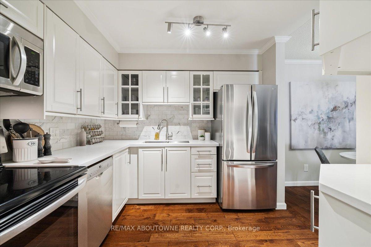 Photo 12 of Unit 1111, 1492 Pilgrims Way, Oakville, Glen Abbey — HOMEH