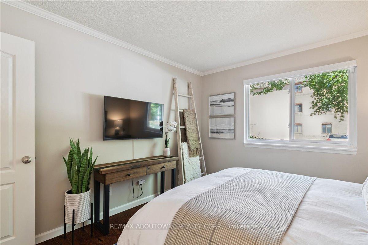 Photo 19 of Unit 1111, 1492 Pilgrims Way, Oakville, Glen Abbey — HOMEH
