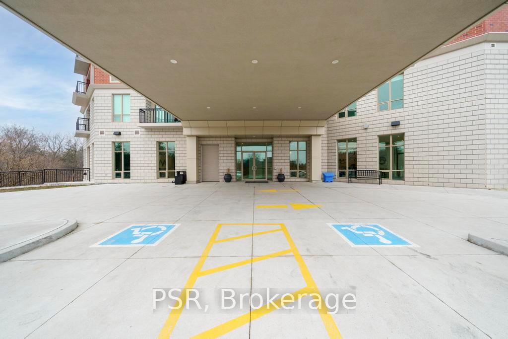 Photo 11 of Unit 215, 2750 King Street E, Hamilton, Stoney Creek — HOMEH