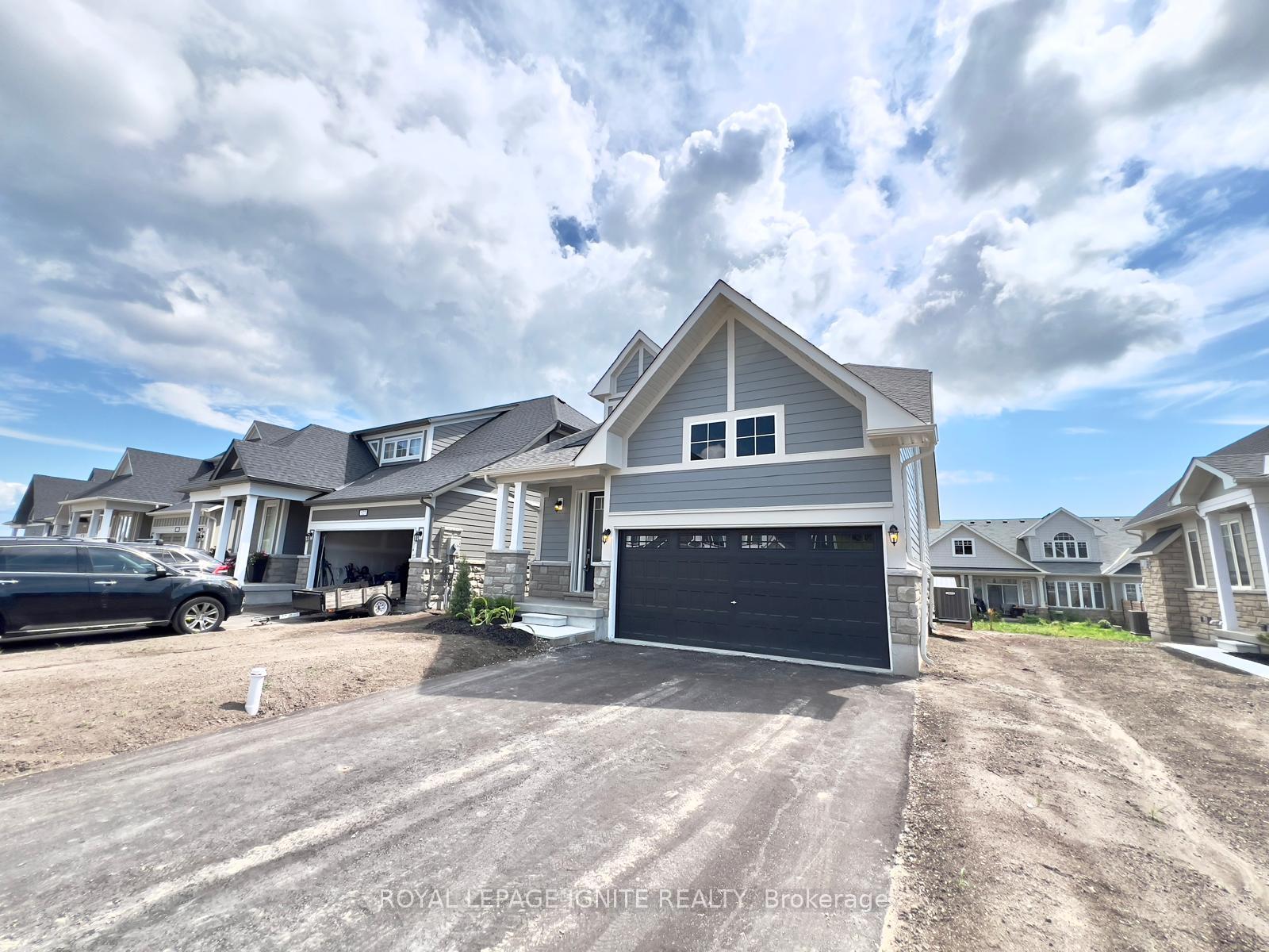Photo 9 of 531 Hudson Crescent, Midland — HOMEH