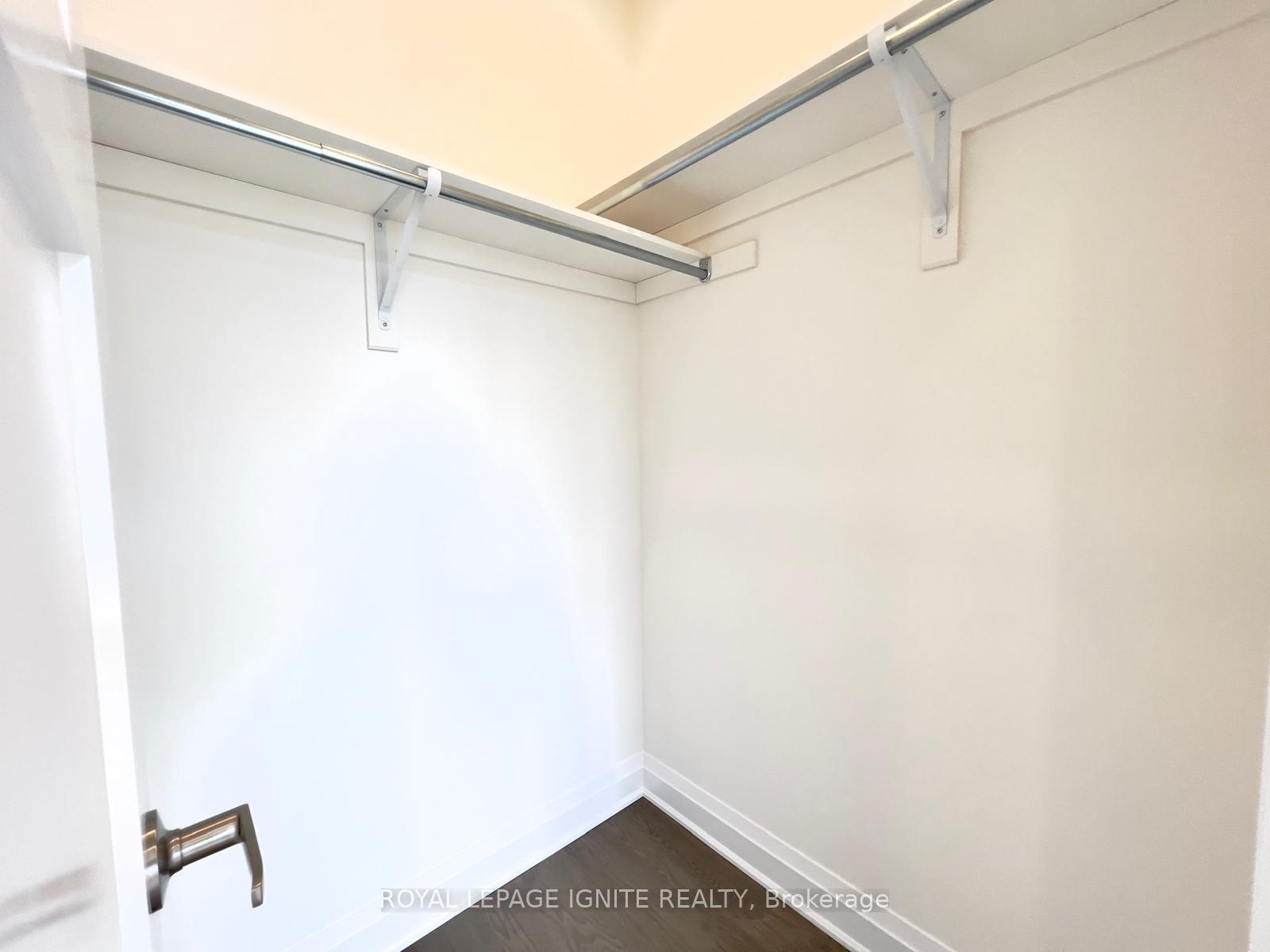Photo 16 of 531 Hudson Crescent, Midland — HOMEH