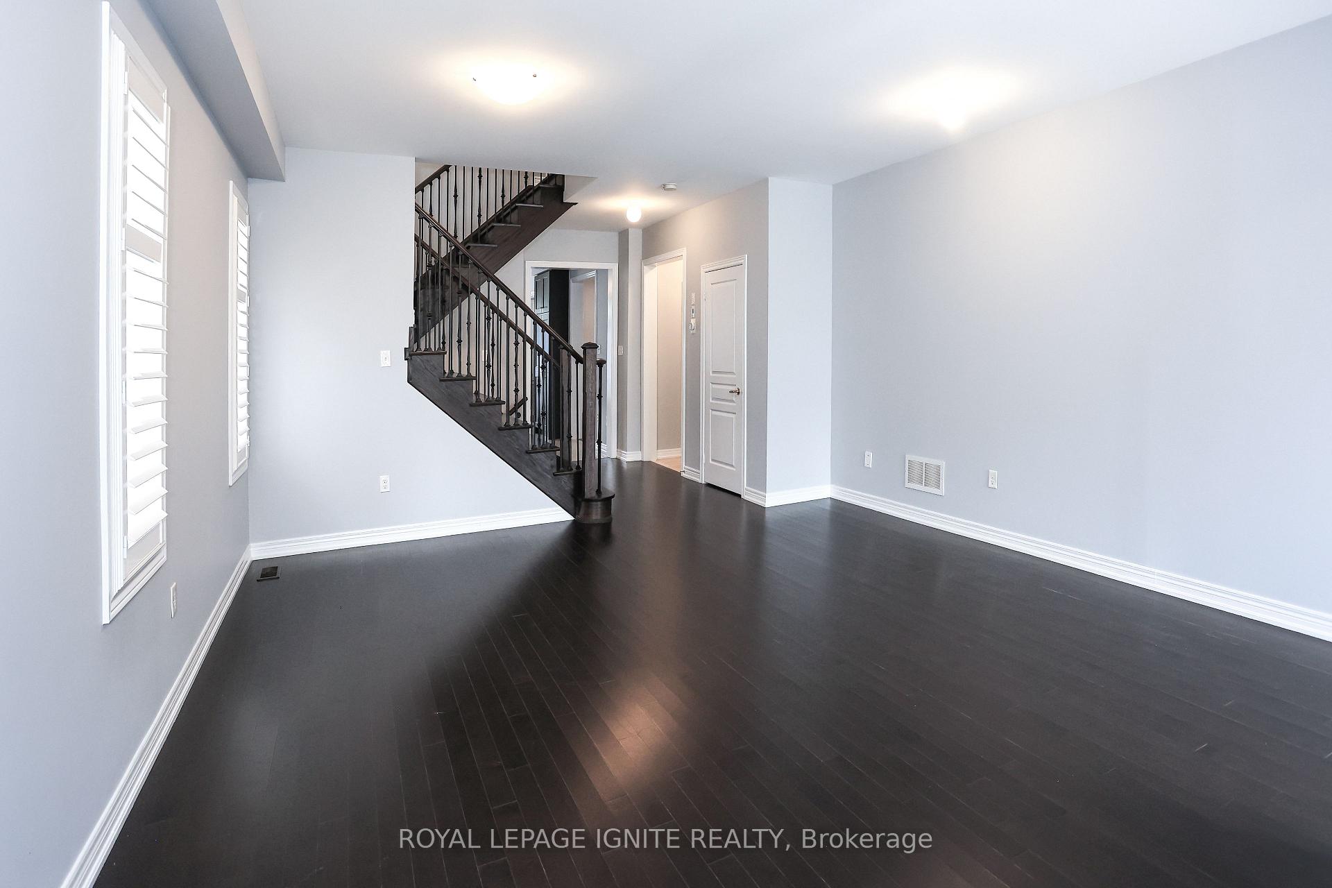 Photo 12 of 77 Frederick Stamm Crescent, Markham, Berczy — HOMEH